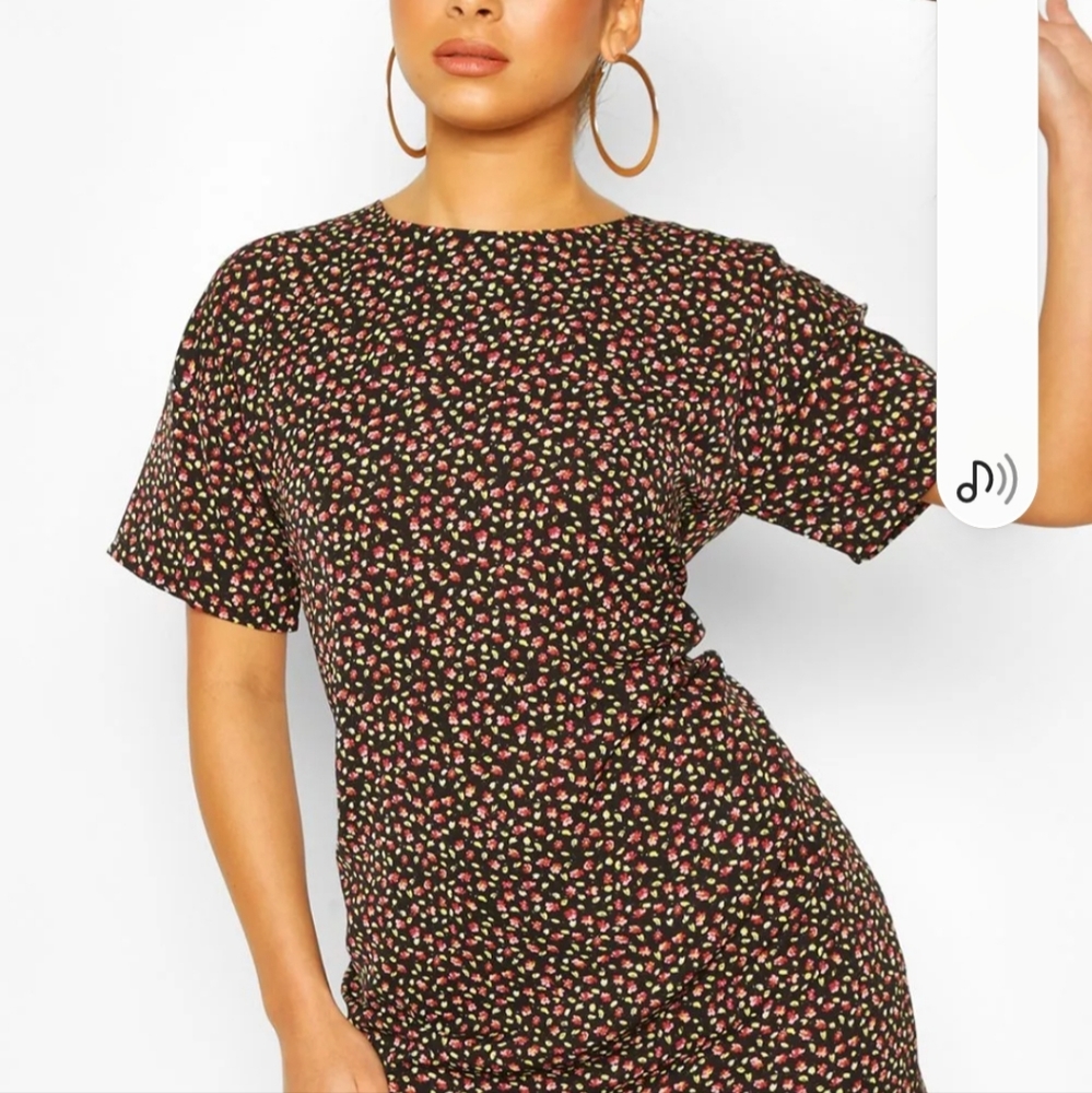 Boohoo floral print dress
